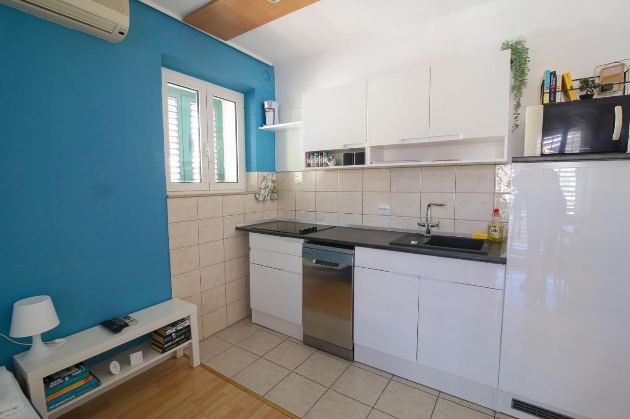 Apartment Bili-Sea View Apartment In The Center Makarska Exterior foto